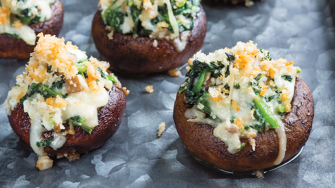 Holiday Spinach-Stuffed Mushrooms 