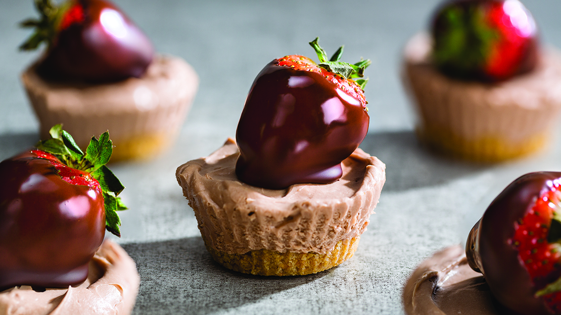 No-Bake Mini Chocolate Cheesecakes with Chocolate Covered Strawberries