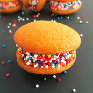 Rainbow Banilla Bites 