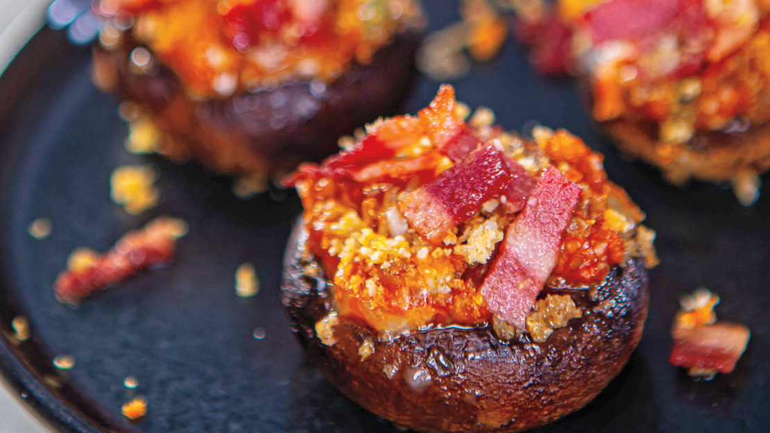 Pizza-Stuffed Mushrooms