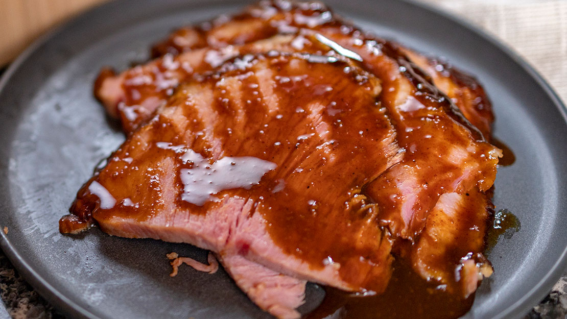 Citrus-Molasses Glazed Ham 
