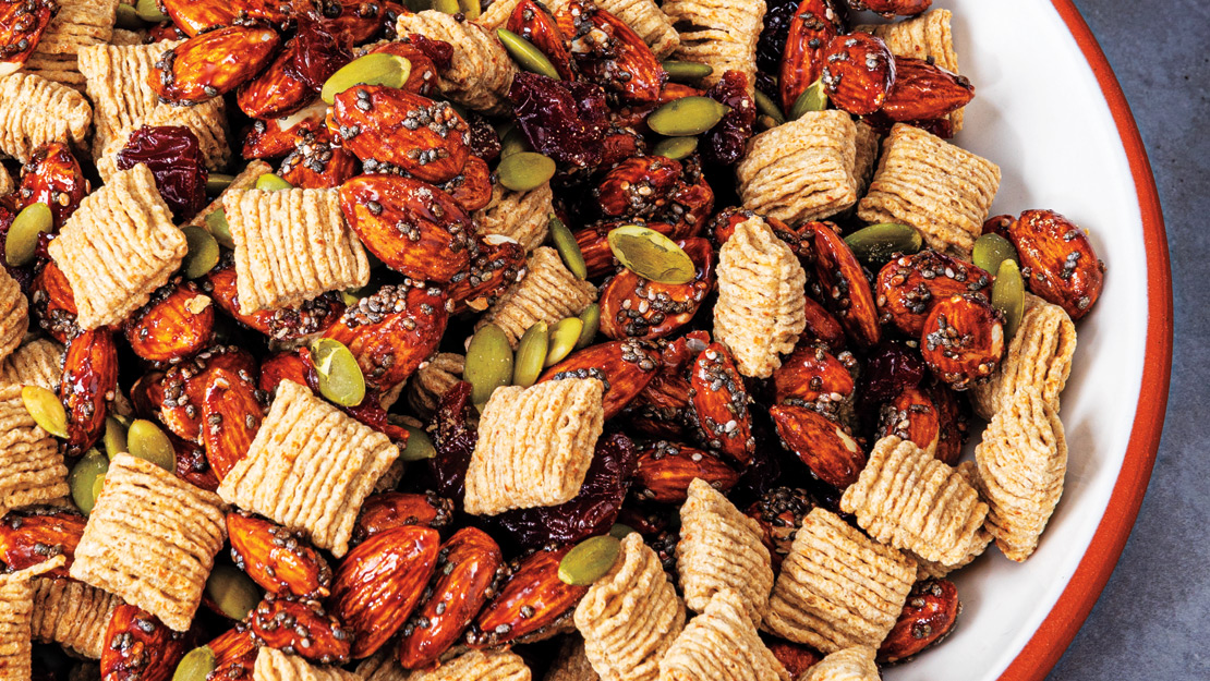 Cocoa-Chia Almond Snack Mix