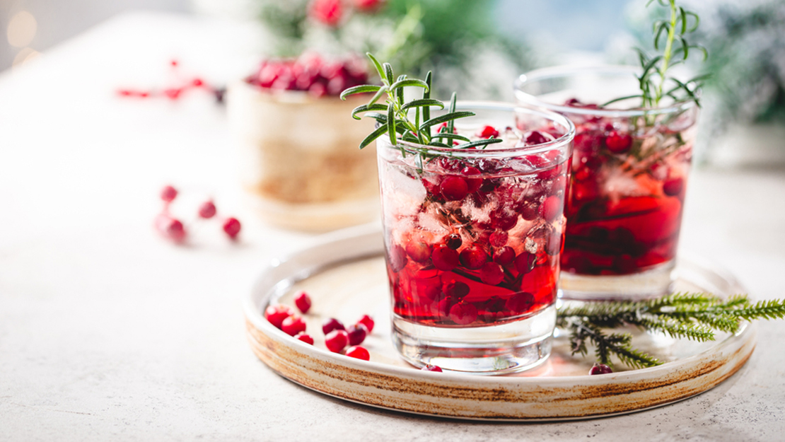 Cranberry Ginger Whiskey Fizz