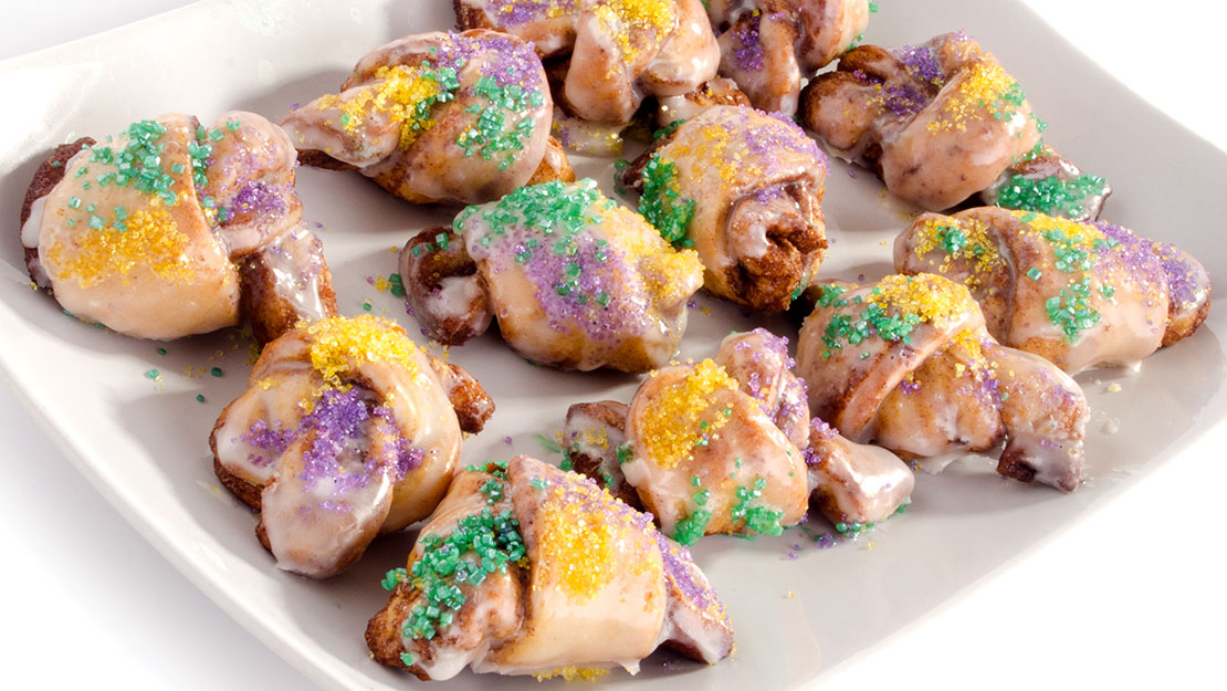 Easy Mardi Gras Knots