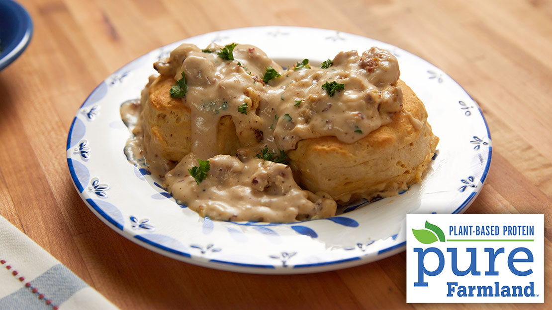Biscuit and Gravy Skillet Bake
