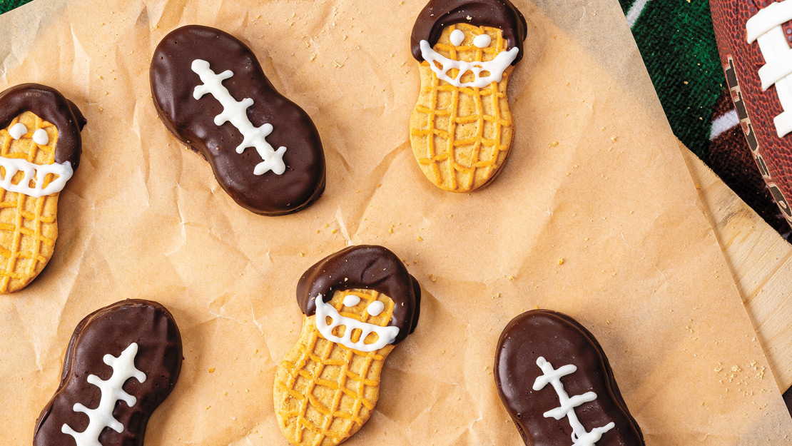 Football & Player Peanut Butter-Chocolate Cookie
