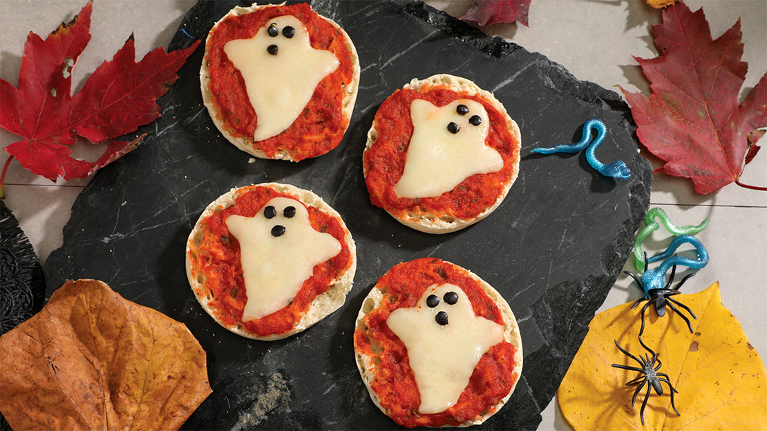 Ghost Pizza English Muffins