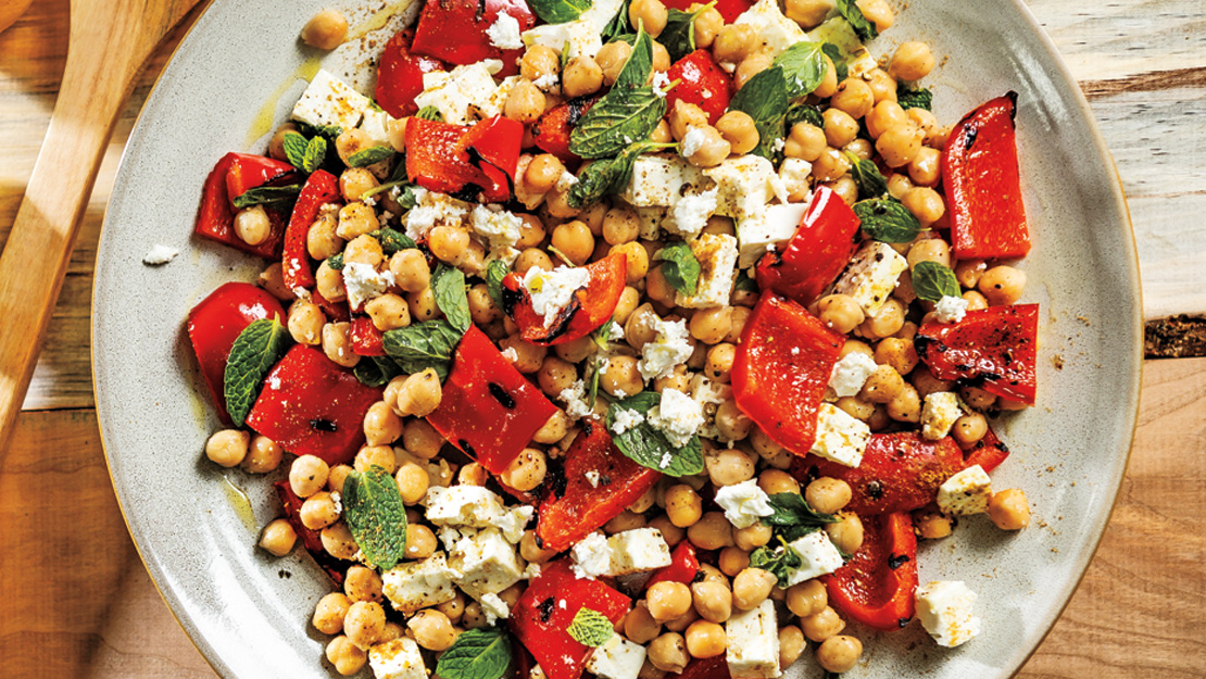 Grilled Red Pepper & Chickpea Salad 