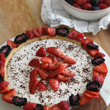 Jam Band Cheesecake with Macerated Strawberries 