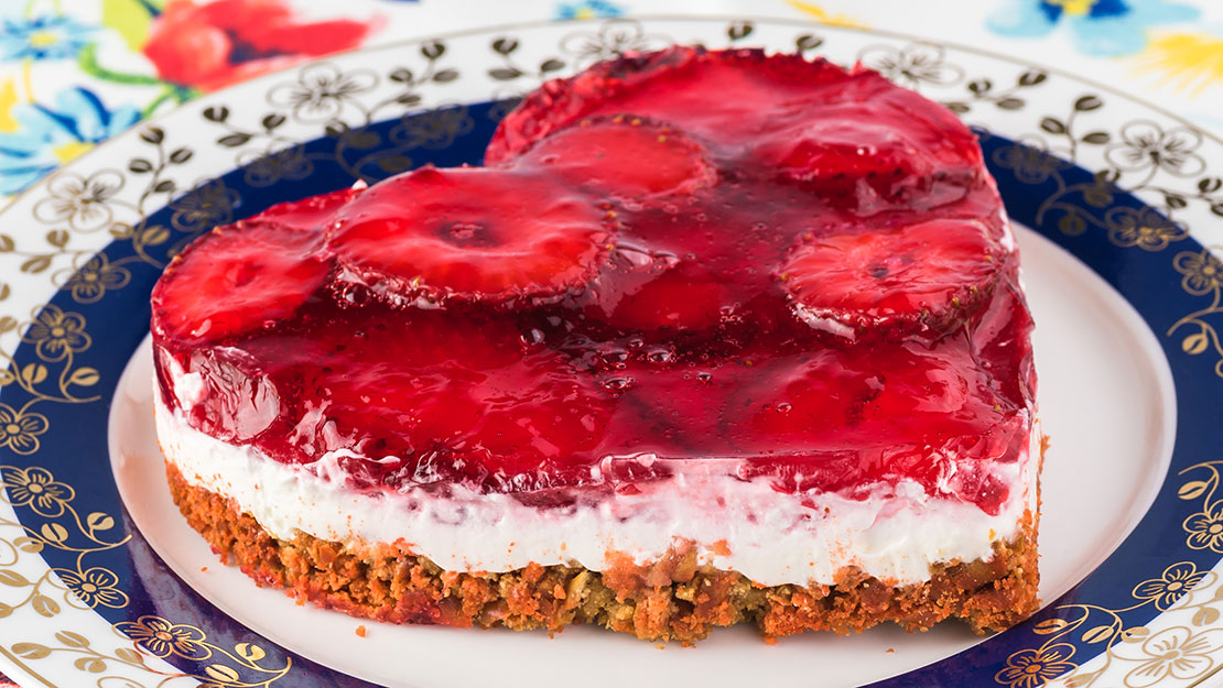 Strawberry Pretzel Squares