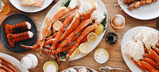4 Ways to Seamlessly Add Seafood to your Holiday Spread
